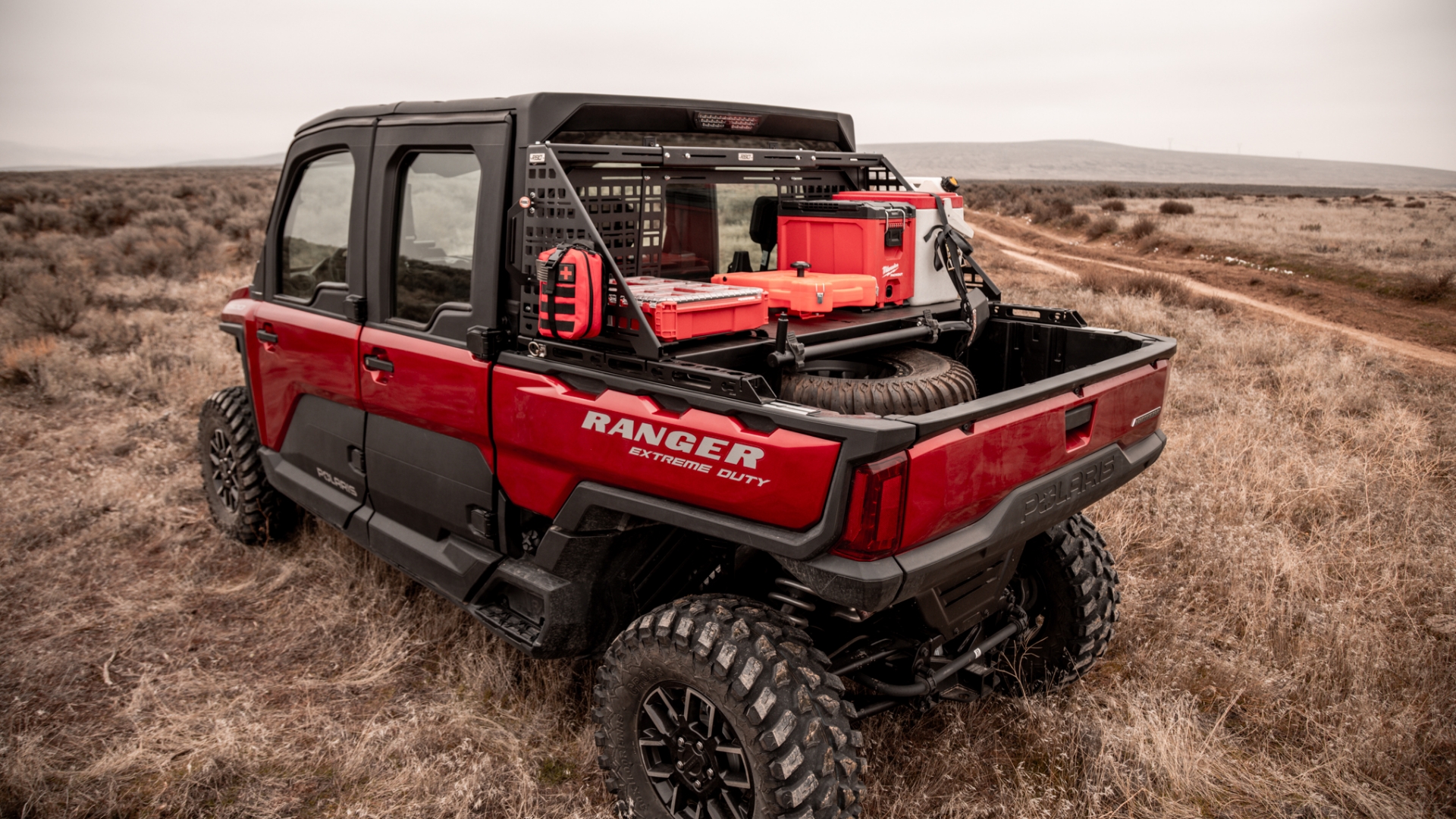 RBO13280-UTV-Chase-Rack-&-Bedside-Rail-Shelf